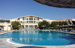 Shoni Bay Resort
